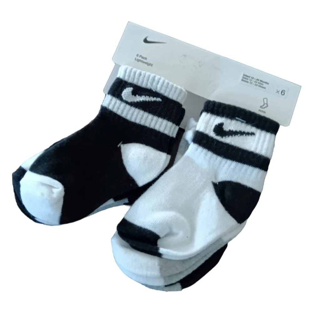 NIKE BOYS SOCKS 6PRS LIGHTWEIGHT SOCKS GREY/ WHITE/ BLACK 12-24M NWT